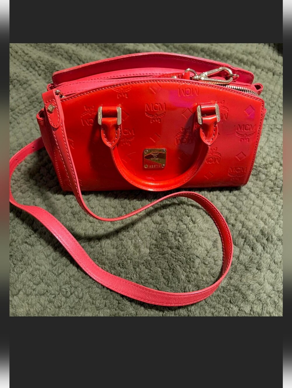 MCM Crossbody/HandBag W/COA